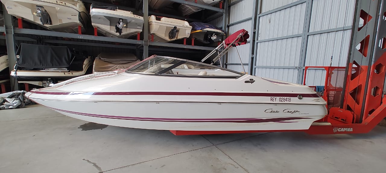 Chris Craft 19  1997 Volvo 270 SX